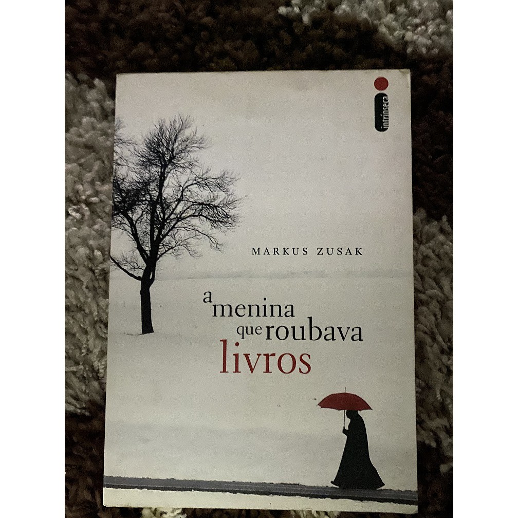 A menina que roubava livros - Makus Zusak | Shopee Brasil