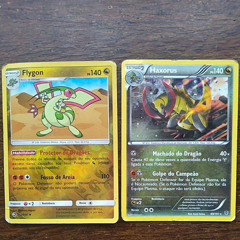 Flygon (REVERSE HOLO) + Haxorus (RARA FOIL) Ambas tipos dragão - Pokémon  TCG Cards (original em português)