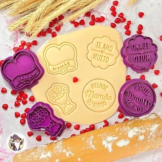 Dia das Mães 2 - Kit Cortador de Biscoitos