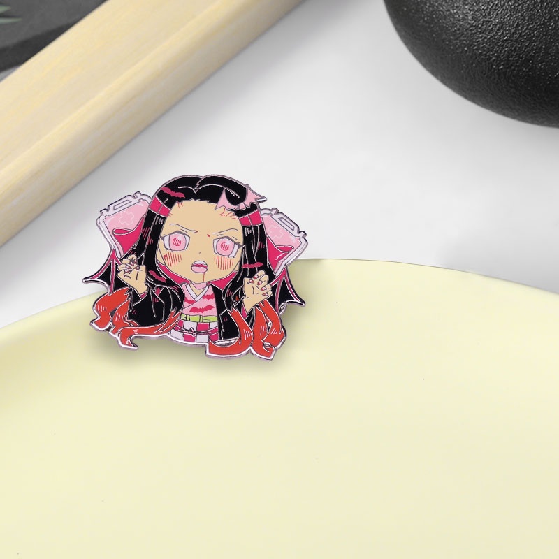 Kimetsu No Yaiba Pino De Esmalte Caçador De Demônios + Nezuko Kamado  Furioso + Oni Anime Girl Cute Badge