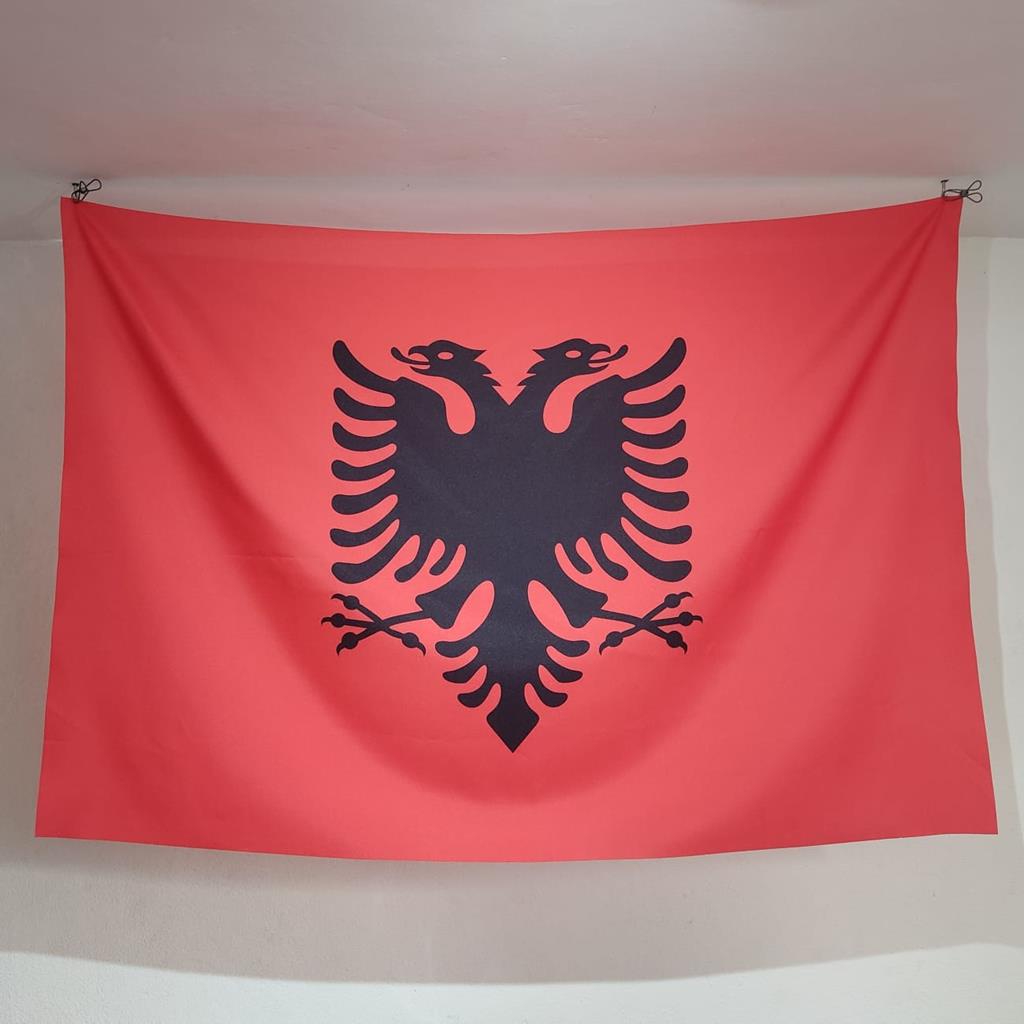Bandeira pais albania 1 50 x 1 00 escorrega o pre o