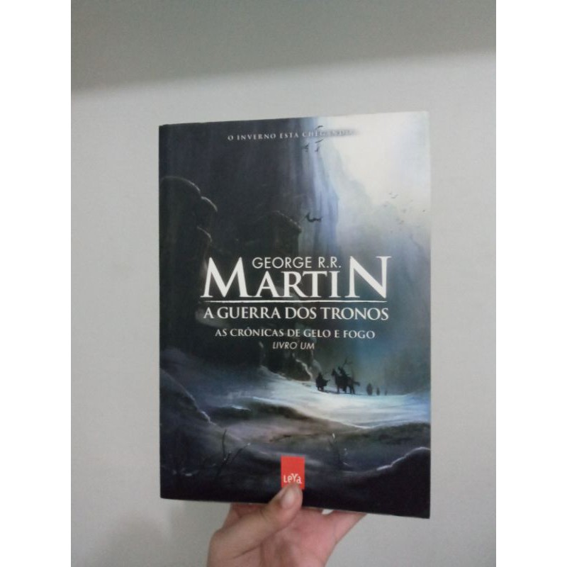 Livro Um Game of Thrones