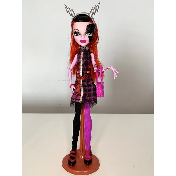 BONECA MONSTER HIGH OPERETA MATTEL CBP34/CBP37