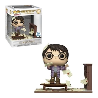 Funko Pop Harry Potter - Harry Potter With Hogwarts Letters 136 (deluxe) Novo Original em Oferta na Shopee