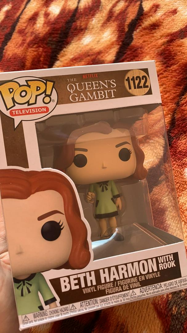 POP! Television The Queen's Gambit - Beth Harmon with Rook #1122