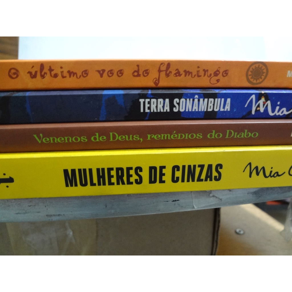 Livros De Mia Couto Mulheres De Cinzas Veneno De Deus Remédio Do Diabo Terra Sonâmbula O 3650