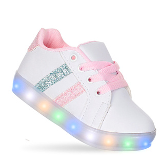 Tenis infantil feminino com hot sale luzinha