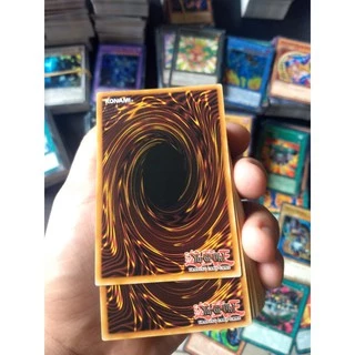 YUGIOH LOTE DE 25 CARTAS BRILHANTES YU-GI-OH TCG ORIGINAIS SEM REPETIÇÃO - 25 Cartas Foil