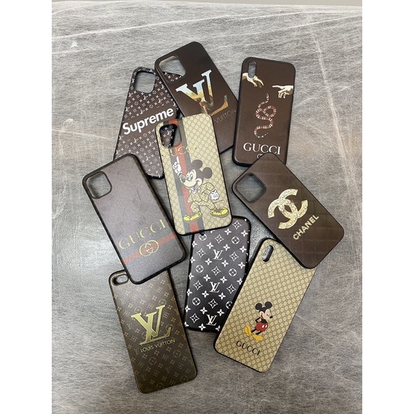 Capinha Louis Vuitton Preto para iPhone - Mais Cases: Capinhas que combinam  com você!