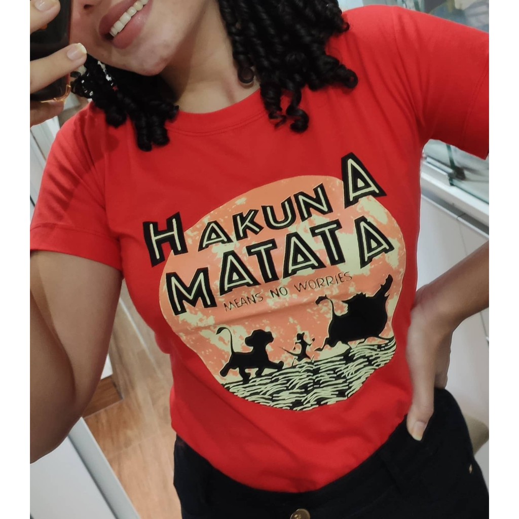 Blusa hakuna 2024 matata cea