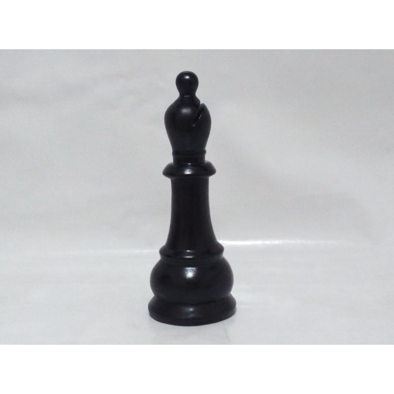 Bispo do xadrez. Peça de xadrez Bispo. Peça decorativa de gesso bispo do  xadrez.