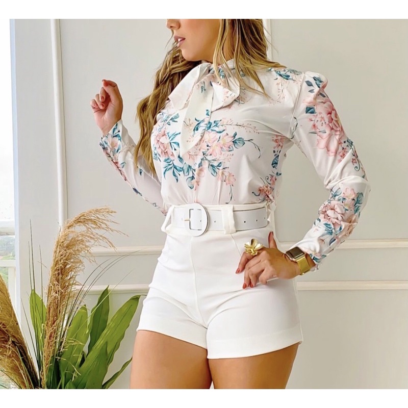 Blusa Feminina Social Detalhes em Flores