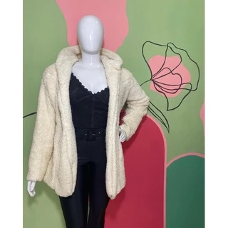 Casaco Teddy Feminino Preto Longo Ted Inverno Frio Pelo de Carneiro Pelúcia Lançamento Moda Feminina Blogueira Promoção