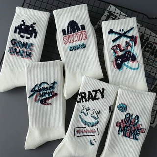 Meias De Cano Médio Anime Bezerro Masculinas Nova Personalidade Estilo De Jogo Europeu E Americano Esportivas De Moda Feminina Gótica
