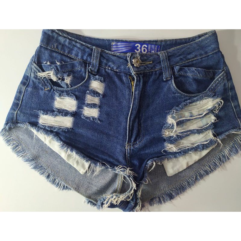 Shorts cheap curto rasgado