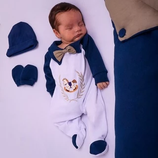 Kit Saída de Maternidade para Menino com Bordado Frontal de Cavalinho com Porta Bebê Branco com Azul Marinho Roupa para Bebê Conjunto para Recém Nascido Marinho