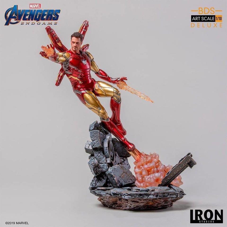 EstÃ¡tua De Ironman De Avengers Endgame. Os Vingadores, Ã© Um Filme De  Super-herÃ³i Americano Baseado Na Equipe De Super-herÃ³is Foto de Stock  Editorial - Imagem de martelo, américa: 155474183