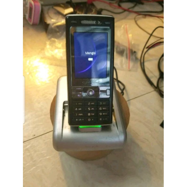 Original sony ericsson cds-60 desktop Para w800 k750 w900 p990 m600 ...