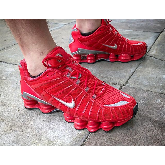 Tênis nike hot sale shox vermelho