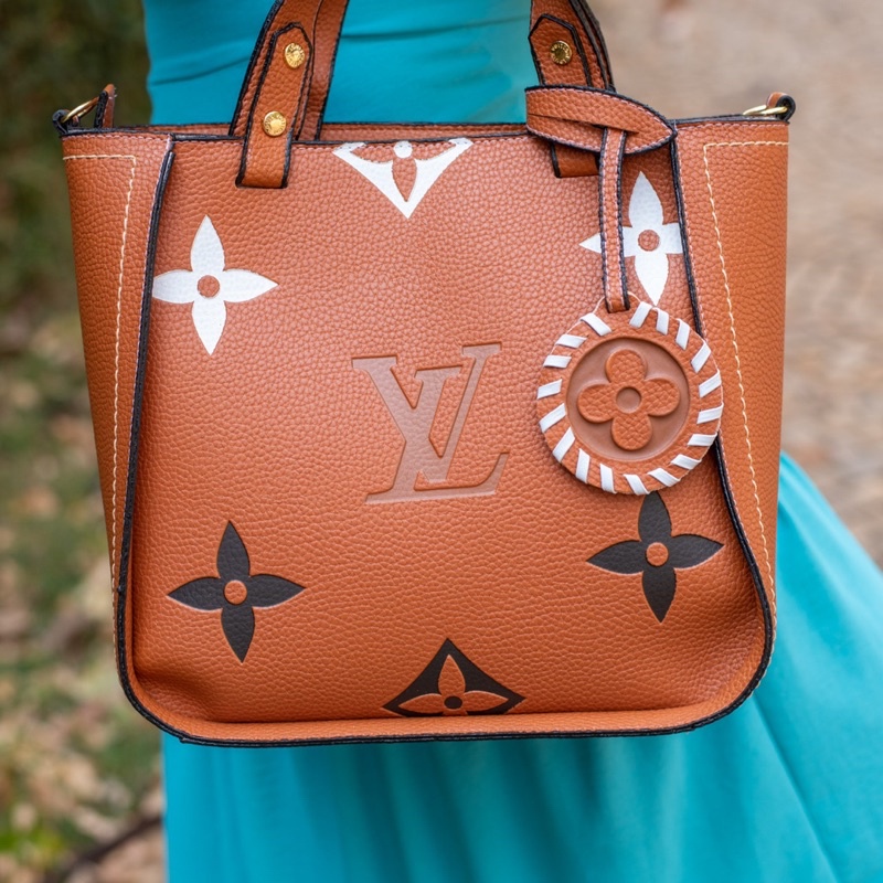 Bolsa Feminina Louis Vuitton Ótimo Acabamento Com 2 Alça Atacado Pra Varejo  Envio Imediato