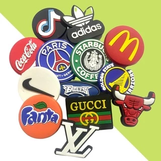 Pin/Bottons / Enfeites Para Crocs Tema Emblema
