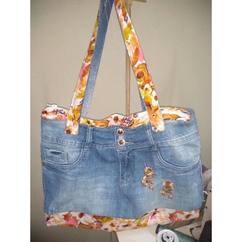 Bolsas de store calça jeans customizadas