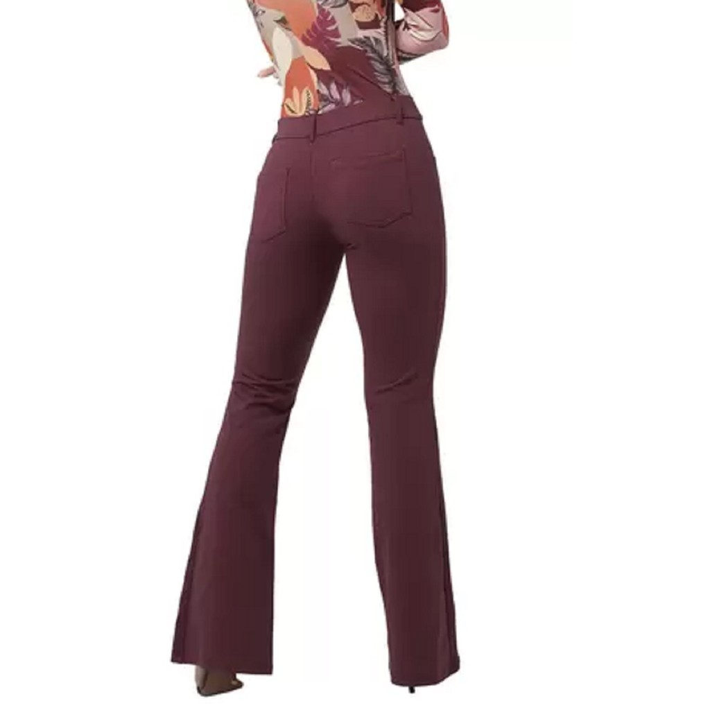 Calça flare cor store vinho