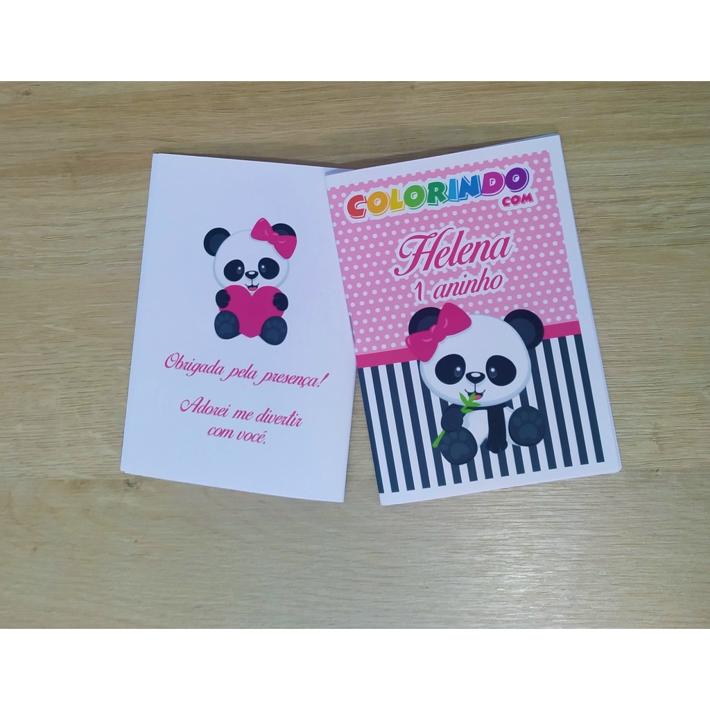 Desenho De Livro Para Colorir Com Um Panda Fofo Na Abóbora