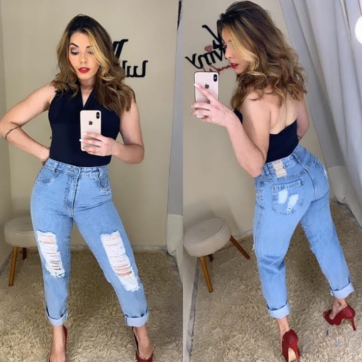 Calça jeans feminina mom destroyed