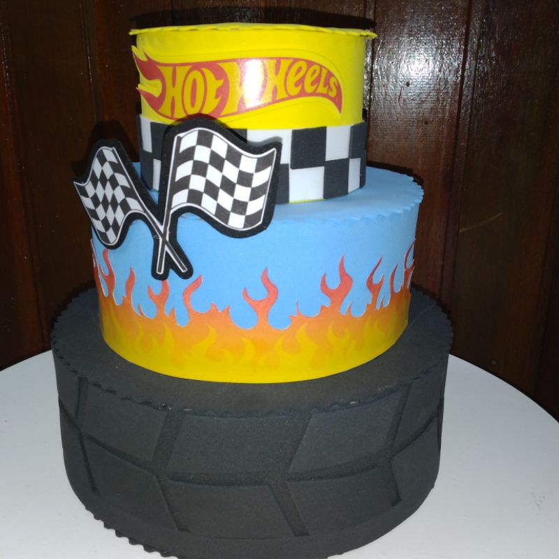 Bolos Decorados – Carro Hot Wheels – Hot Wheels Cake