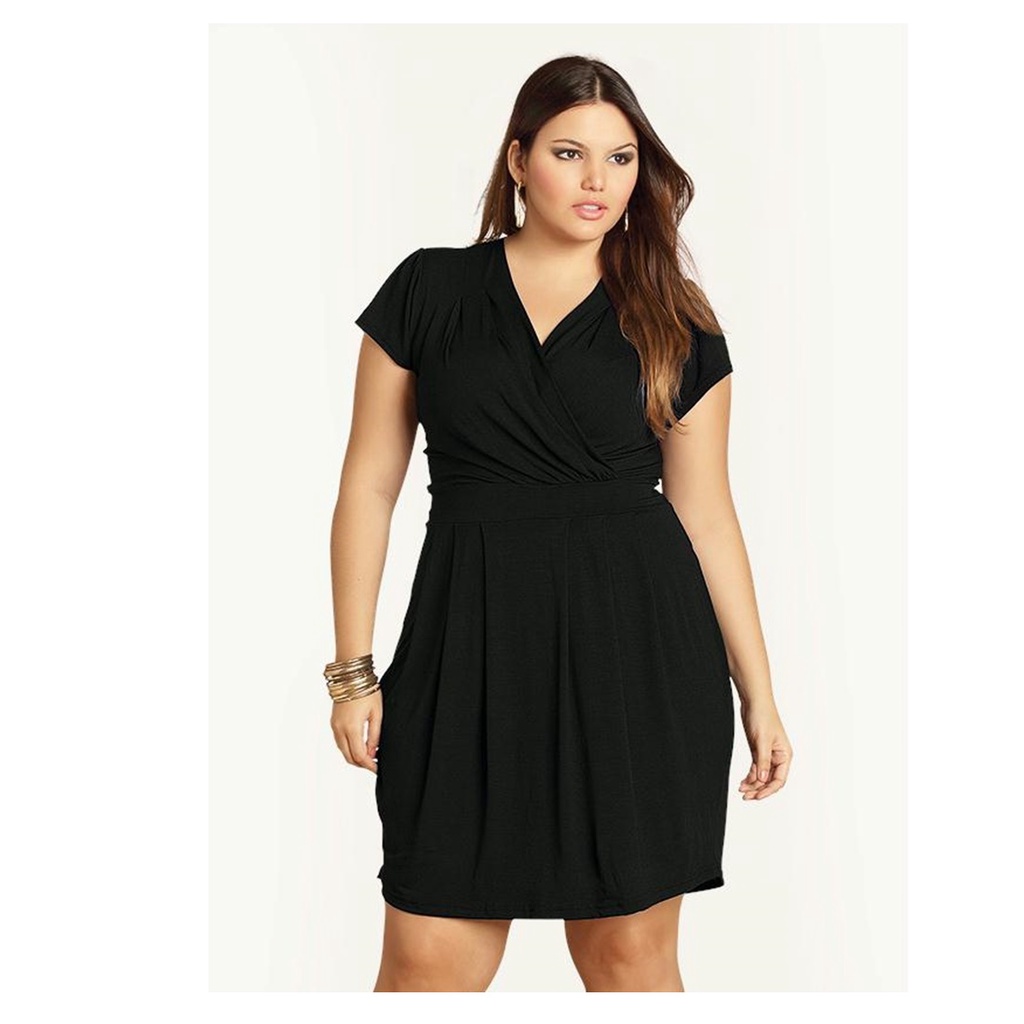Vestido Preto Gordinha Plus Size Acinturado Decote Transpassado