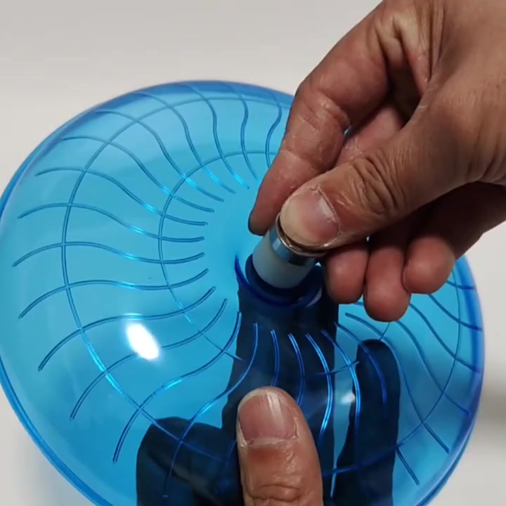 Roda de Corrida UFO 18cm Silenciosa - Exercício Seguro e Divertido para Pequenos Roedores - Produto Premium Pet Caprili Shop
