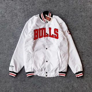 Varsity Chicago Bulls Mitchells Ness Tag & Label Jacket (Qualidade Premium)