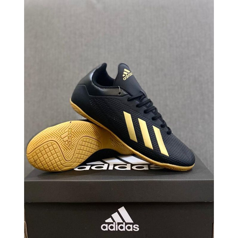 Chuteira adidas x18 store preta