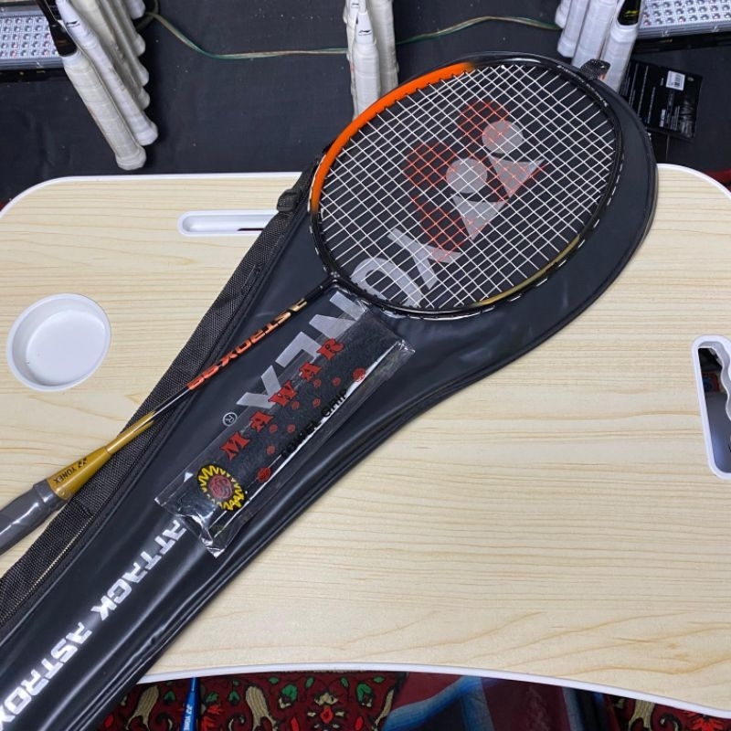 Badminton Racket Ready To Use Saco BONUS E GRIP | Shopee Brasil