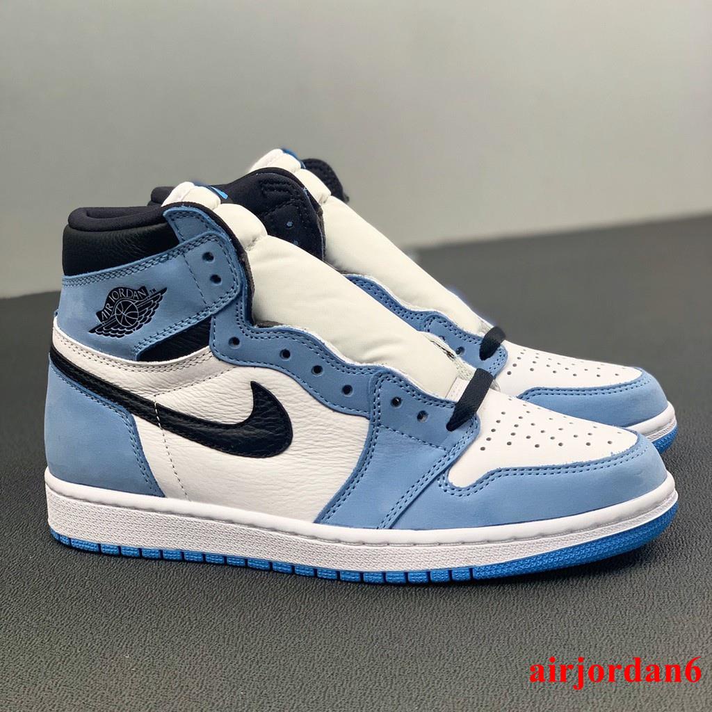 Dior x Air Jordan 1 Low AJ1  Estilo masculino, Sapatos, Sapatos da moda