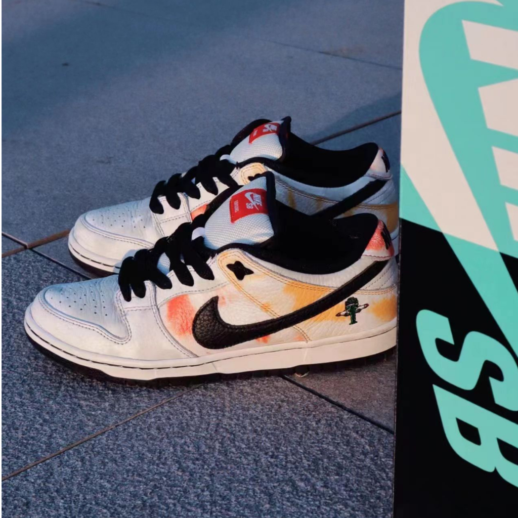 Nike Dunk SB Low Pro QS " Roswell Raygun " Alienígena Sapato De Skate Topo Baixo Unisexo Branco