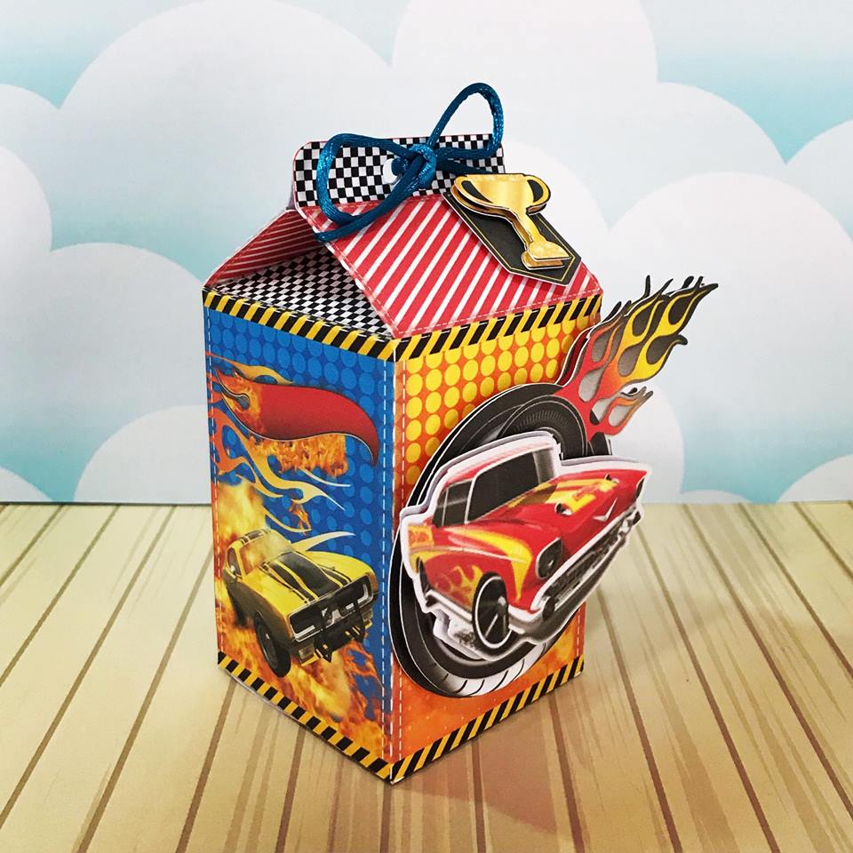 Caixa Milk Hot Wheels kit 10un Personalizada Com Aplique 3D- Promoção