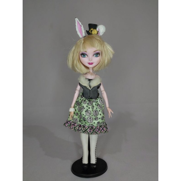 Boneca Ever After High Bunny Blanc - Archery - Mattel - Bonecas