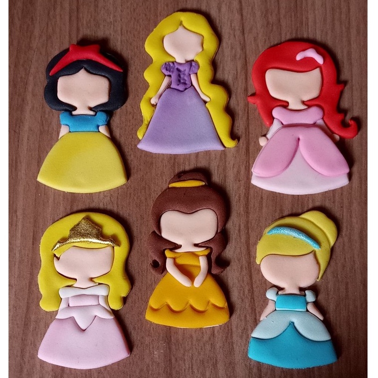 Cortador Kit Princesas 7cm Para Pasta Americana, Pasta De Leite Em Pó