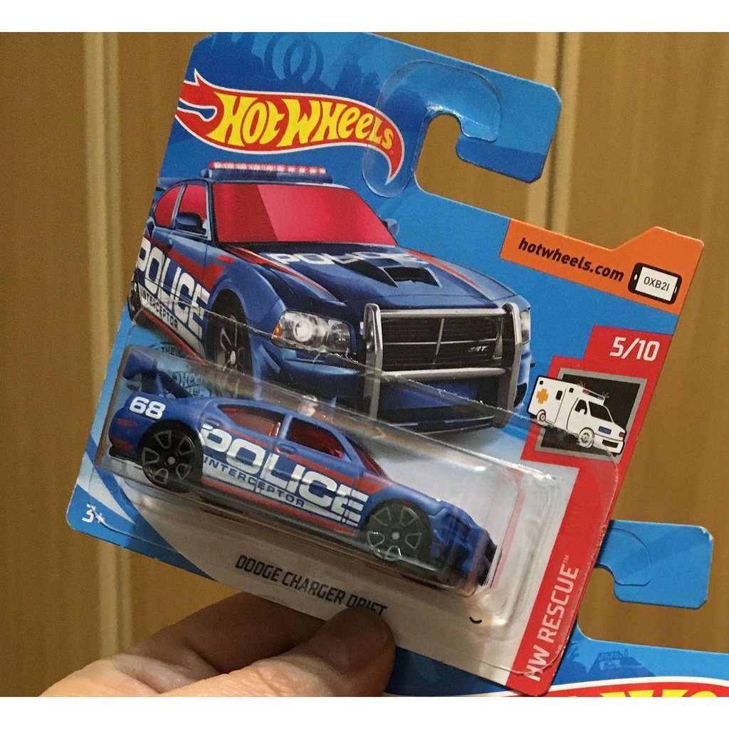 Carros de policia hot wheels deals