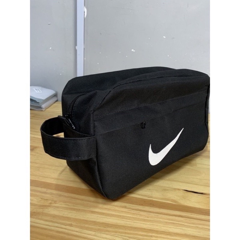 Necessaire Pochete Bolsa De Mão Porta Chuteira Maquiagem Bolsa Masculina  Feminina - Desconto no Preço