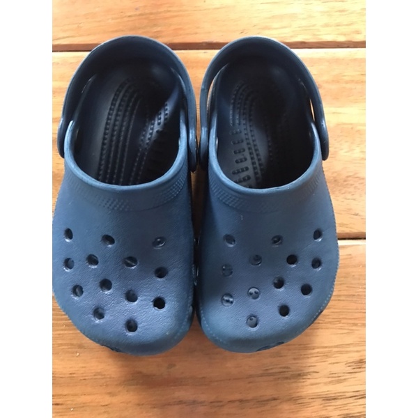 crocs original tamanho 5c equivale ao 20 menino desapego