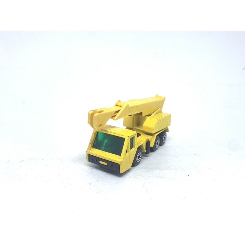 Matchbox crane truck 1976 deals