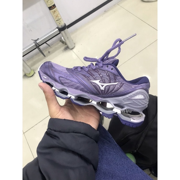 Mizuno pro 8 store roxo