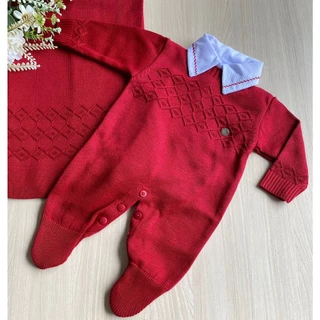 Saída de maternidade de menino vermelha em tricot macacão 3 peças