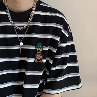 M-4XL Camiseta Moda Masculina Tamanho Grande De Manga Curta Solta Coreana Estilo Ins Gráfica Para Homens Desenho Animado Listrado Hip hop casual Camisa De Casal Plus Size