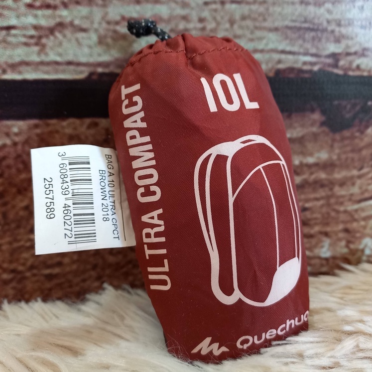 Mochila Ultracompacta Quechua 10 Litros