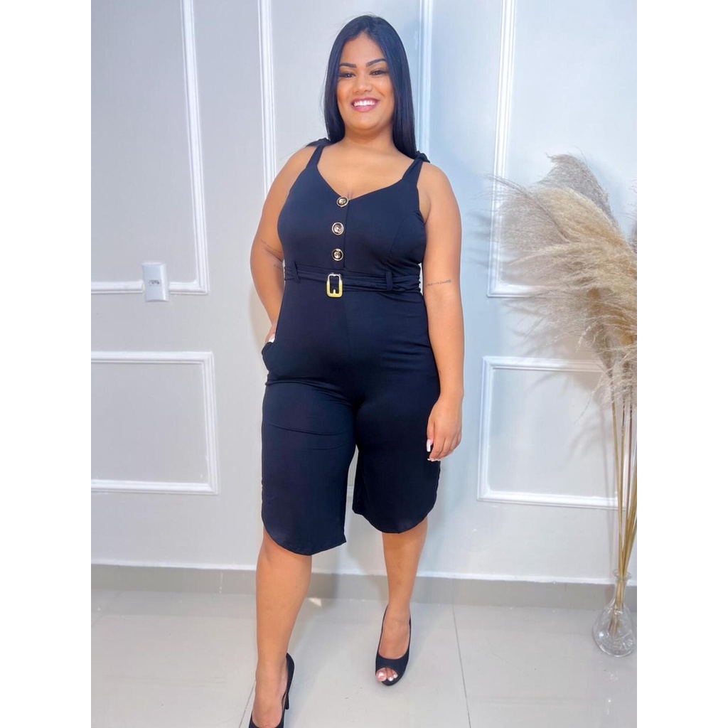 Macacão Pantacourt com Botão e Cinto Regulável Plus Size Moda 2022