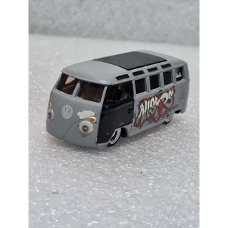 VOLKSWAGEN VAN SAMBA KOMBI ALL STARS MAISTO 1:64 LOOSE